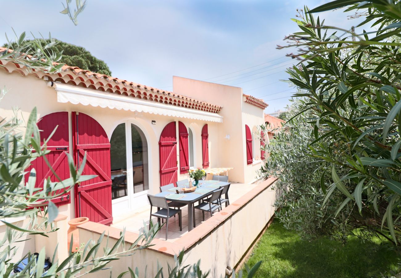 Villa in Juan-les-Pins - VILLA LAURIERS