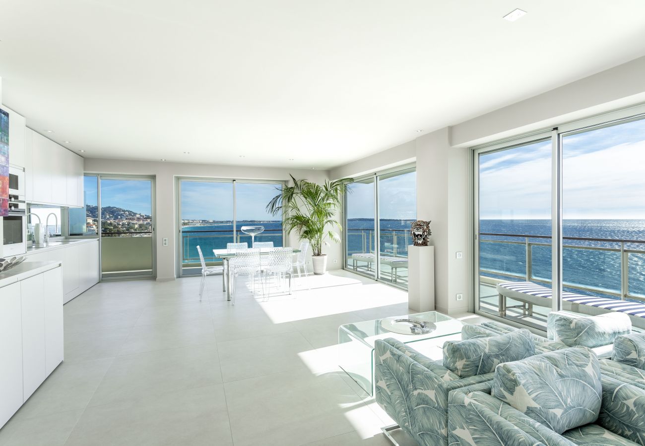 Apartment in Cannes-la-Bocca - LA MER 