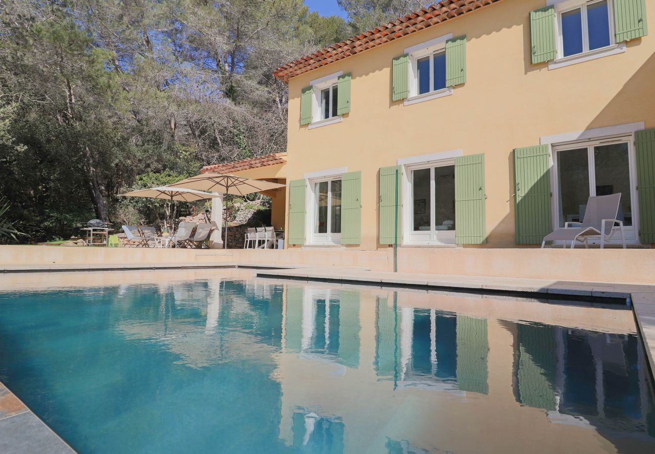 Villa in Antibes - VILLA DES COLLINES