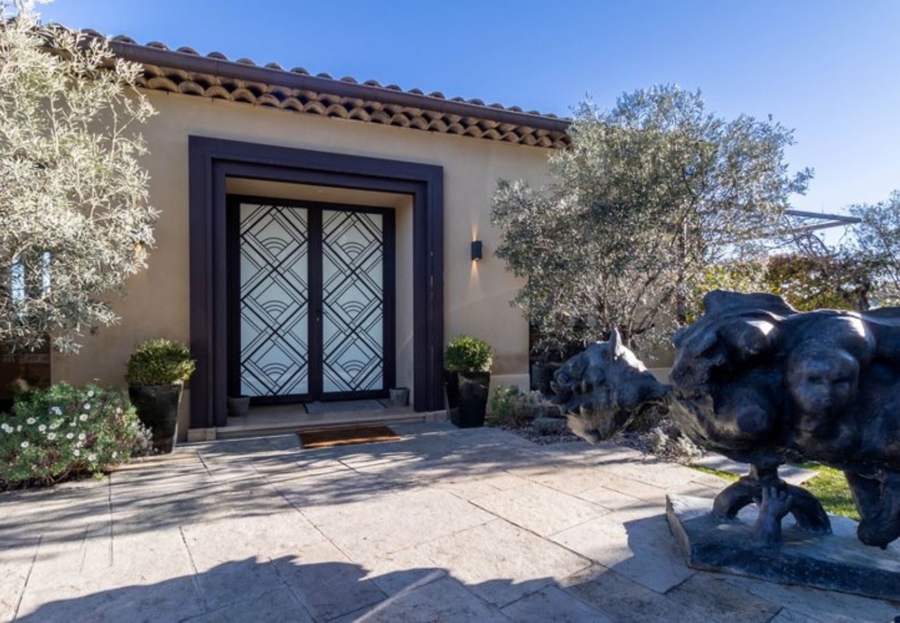 Villa in Mougins - LA TERRASSE