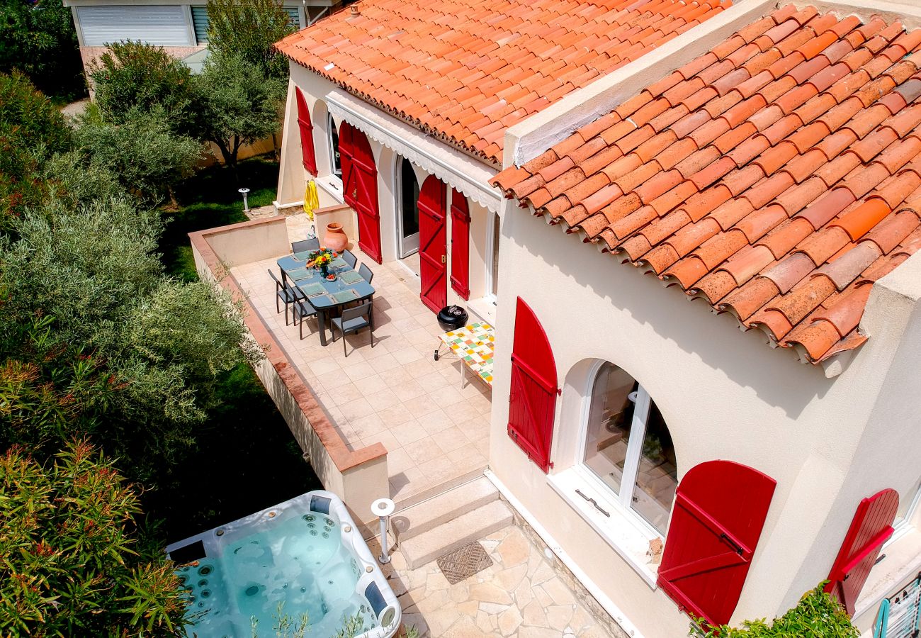 Villa à Juan-les-Pins - VILLA LAURIERS