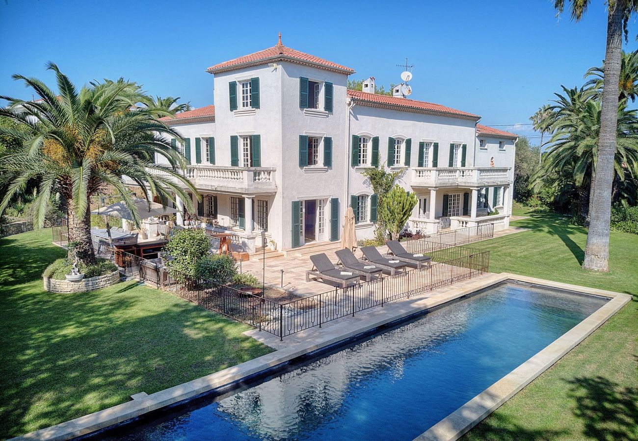 Villa à Antibes - LE BEAUVERT