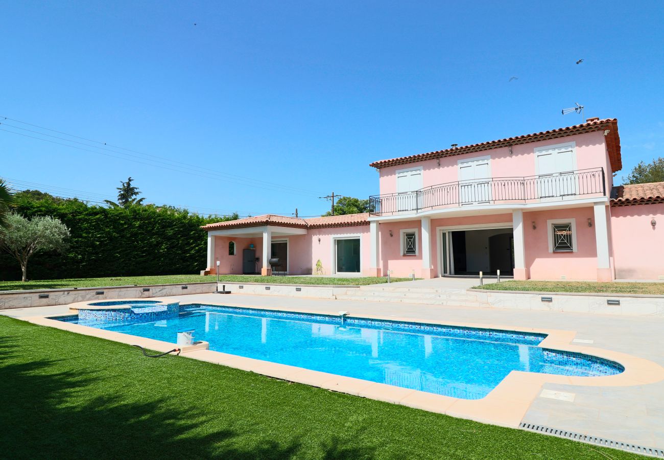 Villa à Antibes - VILLA ROSE